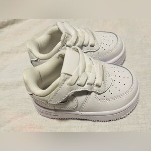 Kids' White Sneakers